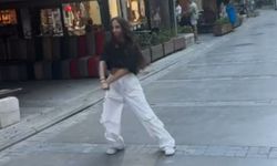 Alsancak’ta sokakta dans gösterisi