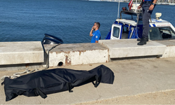 İzmir'de denizde erkek cesedinin bulunmasıyla ilgili 1 kişiye gözaltı