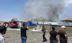 Eskişehir OSB’de çıkan yangın 3 depoya sıçradı