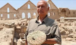 Harran’da 800 yıllık baklava desenli ekmek kalıbı bulundu