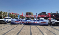 Özlem Çerçioğlu, belediyenin yeni araçlarını sergiledi