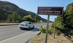 Kara yolunun kenarındaki şifalı kaynak Ilıksu, tesis bekliyor