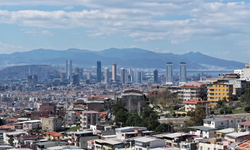 İzmir’de sırada Karşıyaka: Depreme karşı önlem