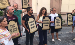 İzmir'de kooperatif mağdurları basın açıklaması yaptı
