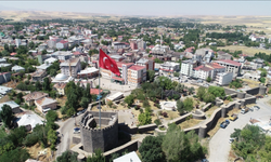 Malazgirt Kalesi’nde arkeolojik kazı çalışmaları başladı