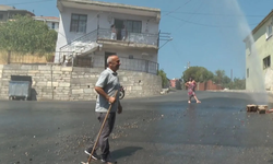 Karabağlar’da patlayan su borusu 2 gündür onarılmadı