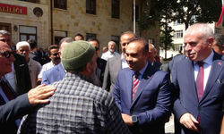 Bakan Kacır Bayburt’ta esnaf ve çocuklarla buluştu