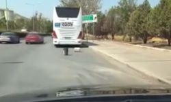 Şehirlerarası otobüs yolun ortasında terk edildi
