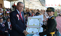 Askeriyeden ihraç edilen Kara Harp Okulu dönem birincisi Teğmen Ebru Eroğlu iş bulamadı
