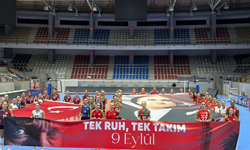 İzmir’in kadın voleybol takımları 9 Eylül’de buluştu