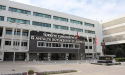 Antalya Büyükşehir Belediyesi’ne rüşvet operasyonu: 20 gözaltı