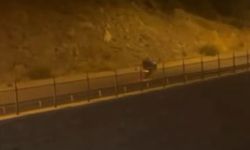 Kız Yurdu önünde motorlu sürücülerin güvenlik zafiyeti yarattığı iddia edildi
