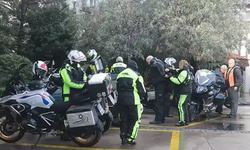 50 motosiklet tutkunu, 18 günlük Türkiye turu için Foça’da buluştu