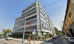 Ziraat Bankası İzmir'deki eski Hürriyet binasını satışa çıkardı