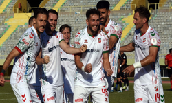 Karşıyaka İzmir derbisinde farka gitti