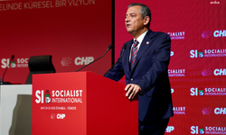 Özgür Özel, Madrid yolcusu