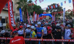 Veloturk Gran Fondo Çeşme by Salcano rüzgarı: 17 ülkeden 715 sporcu pedal çevirdi