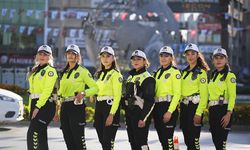 İzmir trafiği onlara emanet: 48 kadın polis ekibi sahada aktif rol üstleniyor