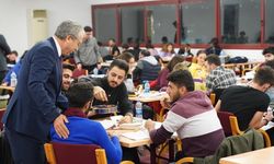 Ege Üniversitesi Merkez Kütüphanesi, öğrencilerin uğrak noktası oldu