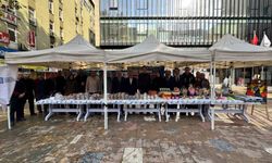 Karabük’te gönüllüler Filistin için el ele verdi