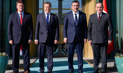 Yılmaz, KKTC Başbakanı Üstel'i kabul etti