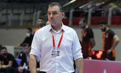 Altınordu'da başantrenörle yollar ayrıldı