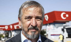 Yeni Şafak gazetesi dün kaldırdığı Atatürk’ü hedef alan yazıyı tekrar yayınladı