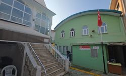 Cami tuvaletinde cansız beden bulundu