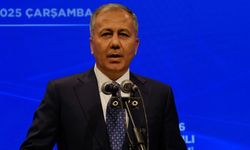 Bakan Yerlikaya: 10 firari suçlu Türkiye'ye getirildi