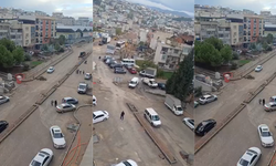 Bozyaka Kapalı Pazar Yeri'nin teslim tarihi geçti, çalışmalar durdu: Vatandaş mağdur!