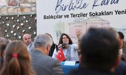 Çeşme Belediyesi Balıkçılar ve Terziler Sokağı’nı yeniliyor: Proje esnafla paylaşıldı