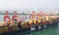 Dünyanın en büyük konteyner gemilerinden MSC IRINA Mersin Limanı’nda