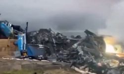 Rusya'da helikopter, evin üzerine düştü