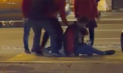 Konak’ta market hırsızlığı girişimi! çalışanlar şüpheliyi yakaladı