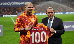 Galatasaray'da 100. maçına çıkan Mauro Icardi'ye plaket verildi