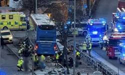 Stockholm’de çift katlı otobüs faciaya yol açtı