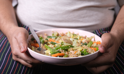 Uzmanı uyardı: Anne ve baba obezse çocukta risk yüzde 90’a çıkıyor