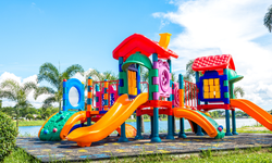 İzmir'de çocuk parklarında alkol tüketimi sorunu