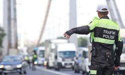 Trafikte yeni dönem: Bisiklet ve motosiklet sürücülerine gözlük ve eldiven zorunluluğu