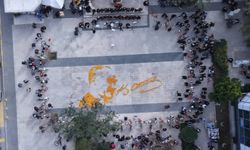 10 Kasım’da Menderes’te mandalinadan Atatürk silüeti ve imzası