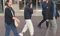 Yaşından büyük cezası çıktı: Kadın hırsız kameraları görünce yüzünü gizlemeye çalıştı