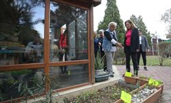 Karşıyaka’da yerel tohum bereketi: Bir yılda 200 bini aşkın paket dağıtıldı