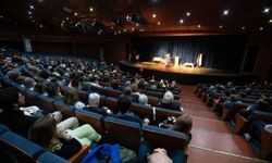 “Özel Anne” Narlıdereli sanatseverlerle buluştu