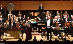 İZDSO’dan ritim şöleni: Vivi Vassileva tencere ve tavalarla sahneyi salladı