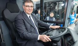 İzmir’de engelsiz ulaşımda yeni adım: “Duraktayım” artık tekerlekli sandalye kullanıcıları için de aktif