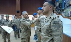 Foça Jandarma Komando Okulu’nda tarihi mezuniyet: 571 subay TMH kursunu tamamladı