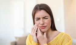 Diş eti uyarısı: Sürekli kanaması olanlar dikkat!