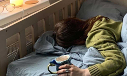 Uyku, iştah ve çökkünlük alarmı: Kış depresyonu basit bir yorgunluk değil