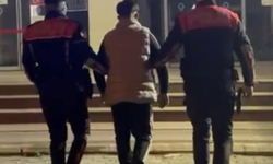 42 yıl hapis cezası ile aranan şahıs İzmir'de yakalandı
