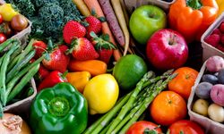 Az sebze ve meyve tüketimi kolorektal kansere davetiye çıkarıyor